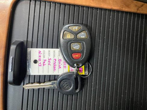 Used 2010 Buick Enclave CXL image 33