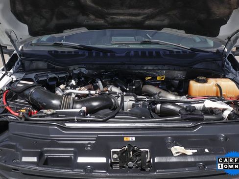 Used 2018 Ford F550 4x4 Crew Cab Super Duty image 15