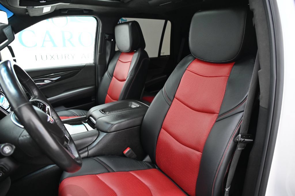 Used 2018 Cadillac Escalade Platinum AWD/4WD image 21