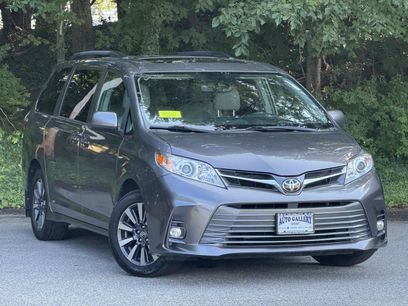 Used 2018 Toyota Sienna XLE w/ XLE Navigation Package