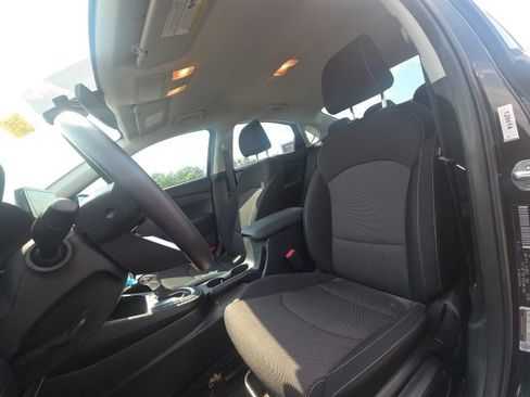Used 2024 Kia Forte LX FWD image 17