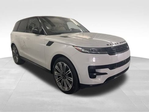 New 2026 Land Rover Range Rover Sport SE image 3