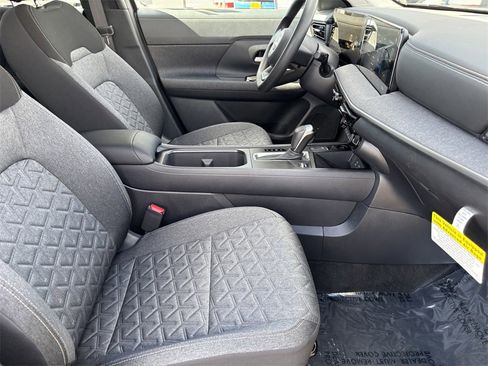 New 2026 Nissan Kicks SV image 9