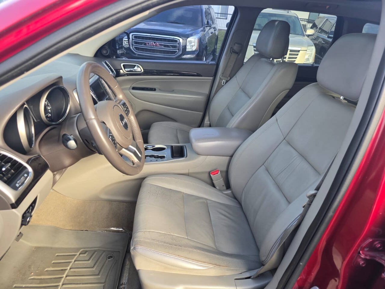 Used 2013 Jeep Grand Cherokee Laredo AWD/4WD image 9