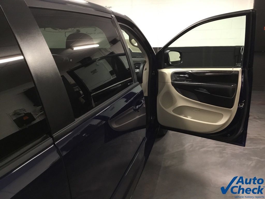 Used 2015 Dodge Grand Caravan SE w/ Quick Order Package 29E SE FWD image 36
