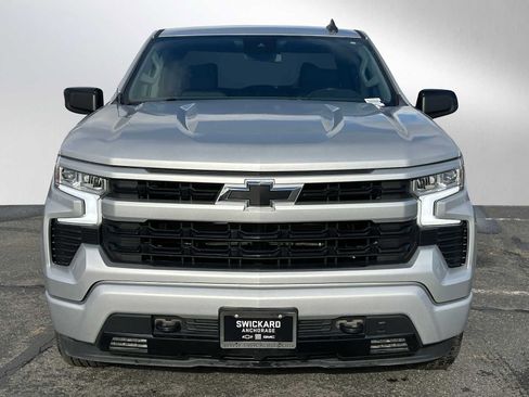 Used 2022 Chevrolet Silverado 1500 RST image 2