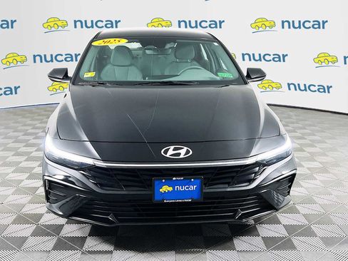 Certified 2025 Hyundai Elantra Sport FWD image 2