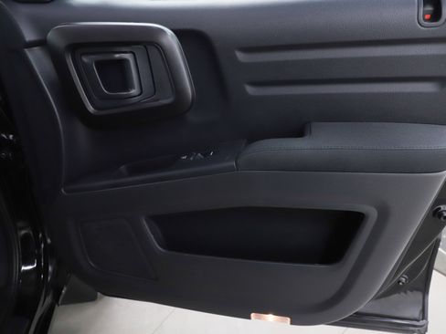 Used 2014 Honda Ridgeline RT image 9