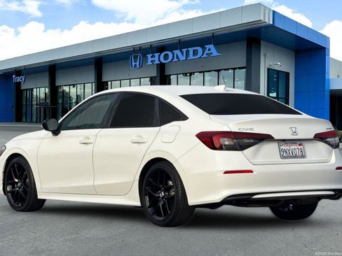 Certified 2025 Honda Civic Sport image 10