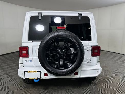 Used 2021 Jeep Wrangler Unlimited Sahara image 4