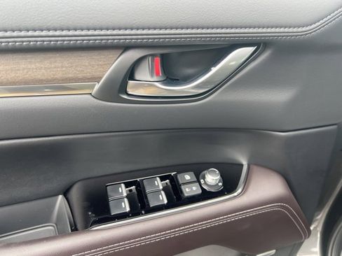 New 2025 MAZDA CX-5 Signature image 23