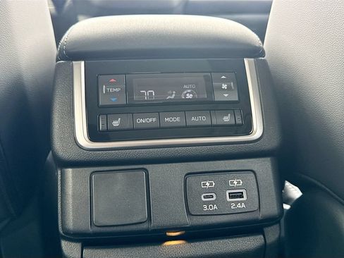 New 2026 Subaru Ascent Limited AWD/4WD image 32