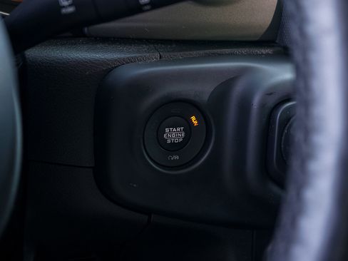 Used 2021 Jeep Wrangler Unlimited Sport image 21