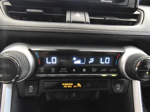 Used 2022 Toyota RAV4 XLE w/ Convenience Package AWD/4WD image 31