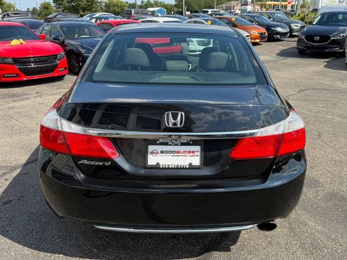 Used 2015 Honda Accord EX image 8