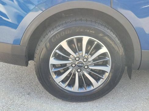 Certified 2020 Lincoln Nautilus FWD w/ Equipment Group 101A image 11