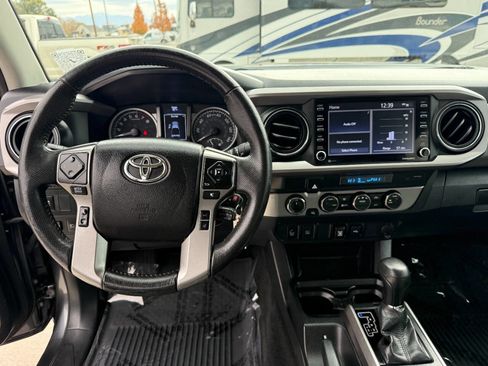 Used 2022 Toyota Tacoma SR5 image 30