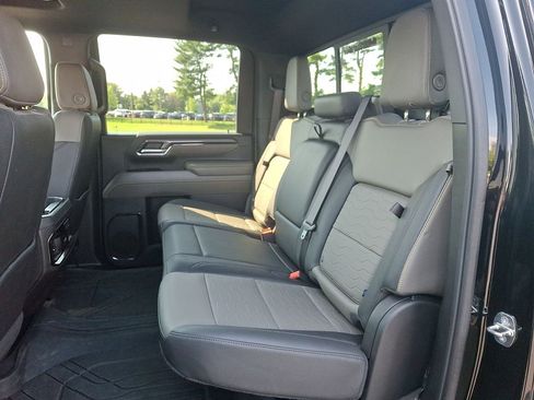 Certified 2024 Chevrolet Silverado 2500 ZR2 w/ Technology Package AWD/4WD image 20