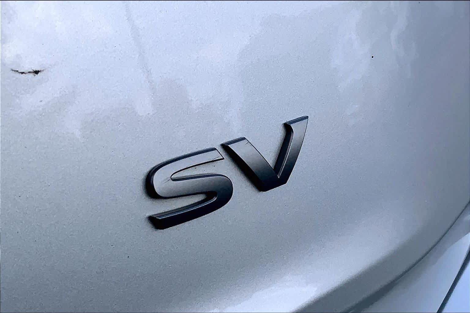 Used 2024 Nissan Rogue SV FWD image 9