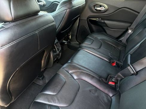 Used 2023 Jeep Cherokee Altitude Lux AWD/4WD image 10