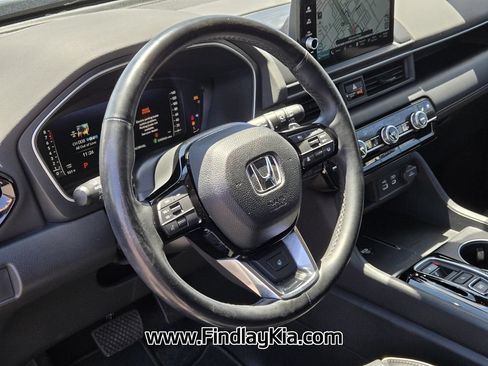 Certified 2023 Honda Pilot Elite image 13