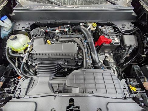 New 2025 Ford Maverick Lobo image 23