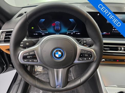 Used 2023 BMW i4 eDrive40 w/ M Sport Package RWD image 18