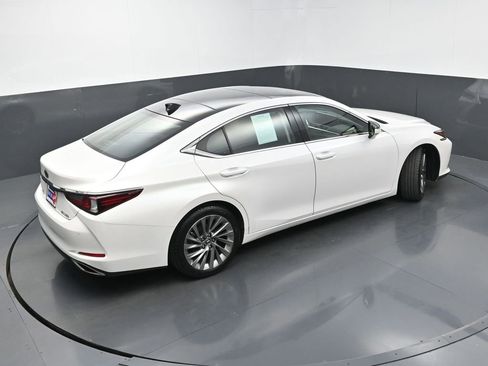 Used 2020 Lexus ES 350 Luxury image 36