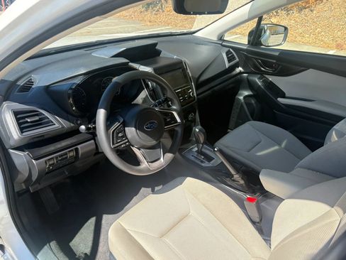 Used 2019 Subaru Impreza 2.0i AWD/4WD image 12
