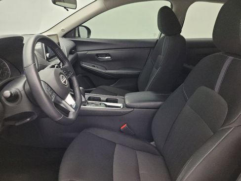 Used 2025 Nissan Sentra SV w/ All-Weather Package FWD image 17
