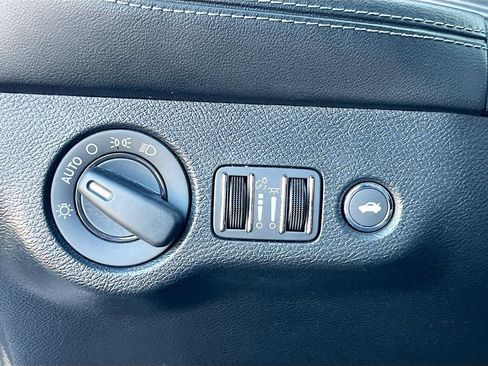 Used 2023 Dodge Challenger R/T Scat Pack RWD image 10