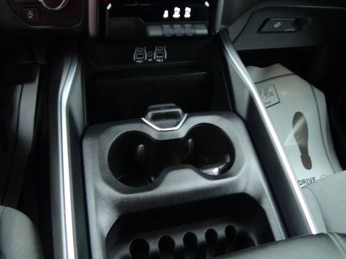 Certified 2025 RAM 1500 Big Horn AWD/4WD image 37
