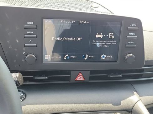 New 2026 Hyundai Elantra SEL Sport FWD image 11