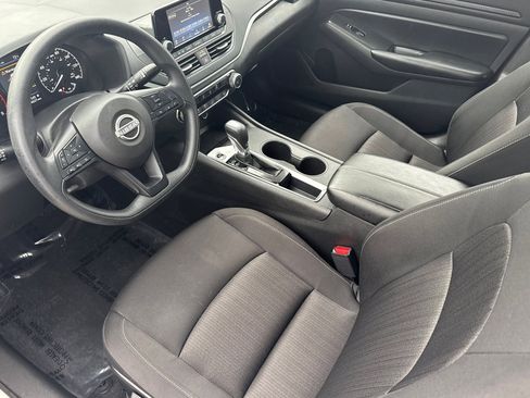 Used 2023 Nissan Altima 2.5 S image 4