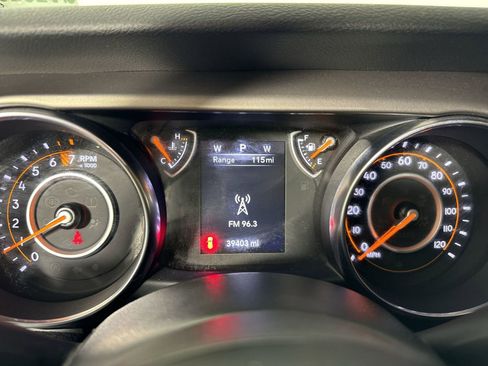 Used 2020 Jeep Wrangler Unlimited Sport image 17