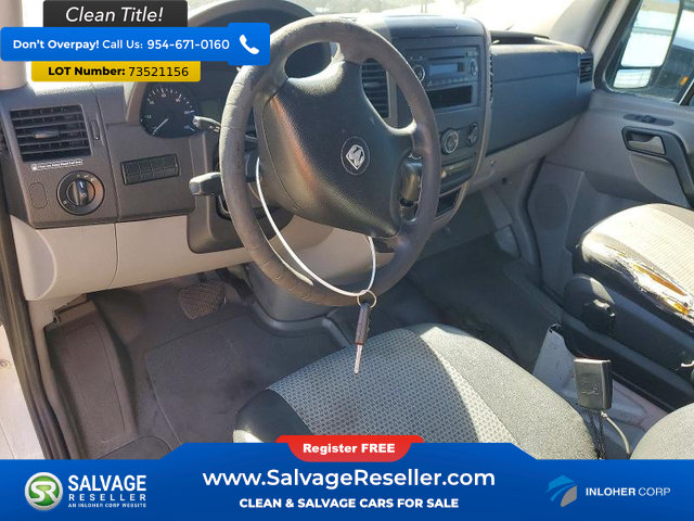 Used 2008 Dodge Sprinter 2500 RWD image 11