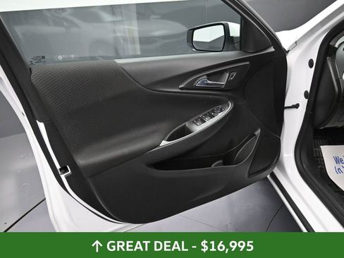 Used 2024 Chevrolet Malibu LT image 29