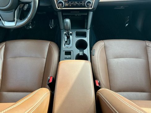 Used 2019 Subaru Outback 2.5i Touring image 31