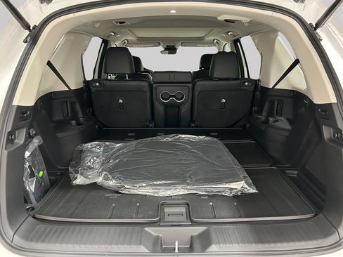 Used 2025 Honda Pilot Touring image 27