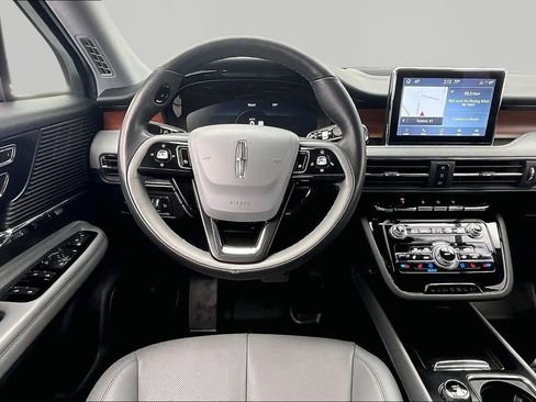 Used 2022 Lincoln Corsair Reserve w/ Equipment Group 201A image 5