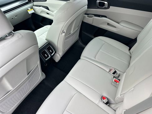 New 2026 Kia Sorento S image 12