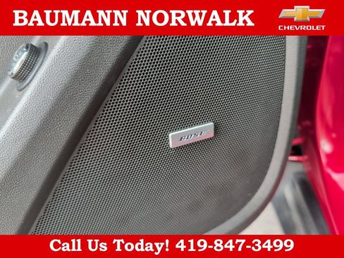 Used 2023 Chevrolet Traverse RS AWD/4WD image 17