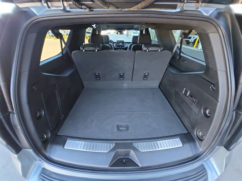 Used 2023 Chevrolet Suburban RST image 17