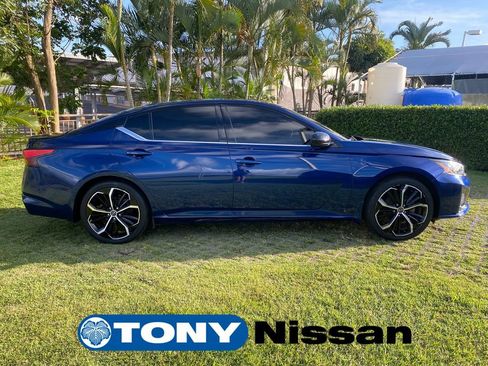 Used 2023 Nissan Altima 2.5 SR w/ SR Premium Package FWD image 26