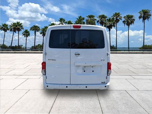 Used 2021 Nissan NV200 SV w/ Sliding Door Glass Package image 6