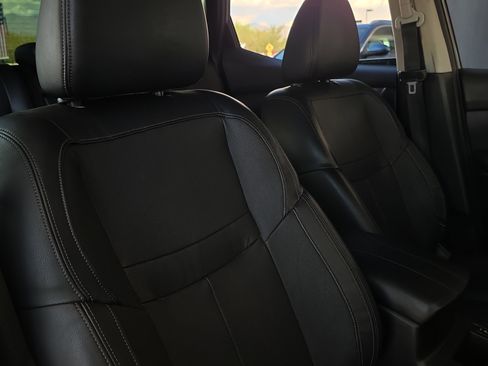 Used 2020 Nissan Rogue Sport SL image 23