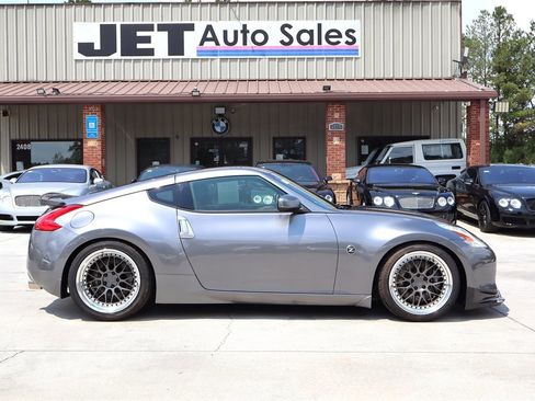 Used 2011 Nissan 370Z Coupe w/ Sport Pkg RWD image 8
