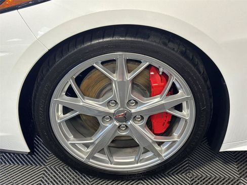Used 2023 Chevrolet Corvette Stingray Preferred Cpe w/ Z51 Performance Package RWD image 11
