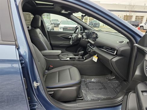 New 2026 Buick Envista Sport Touring image 32