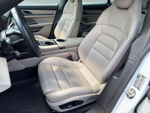 Certified 2025 Porsche Taycan RWD image 5